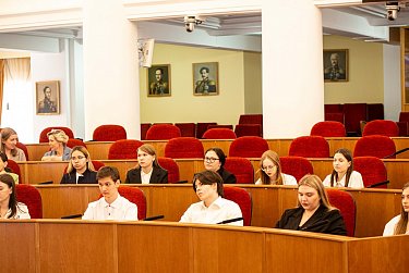 Первые шаги в мир законотворчества